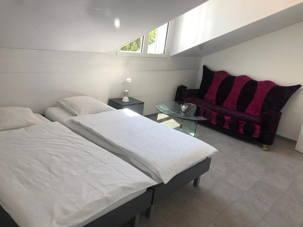 Hotel Hippel Krone Kerzers エクステリア 写真
