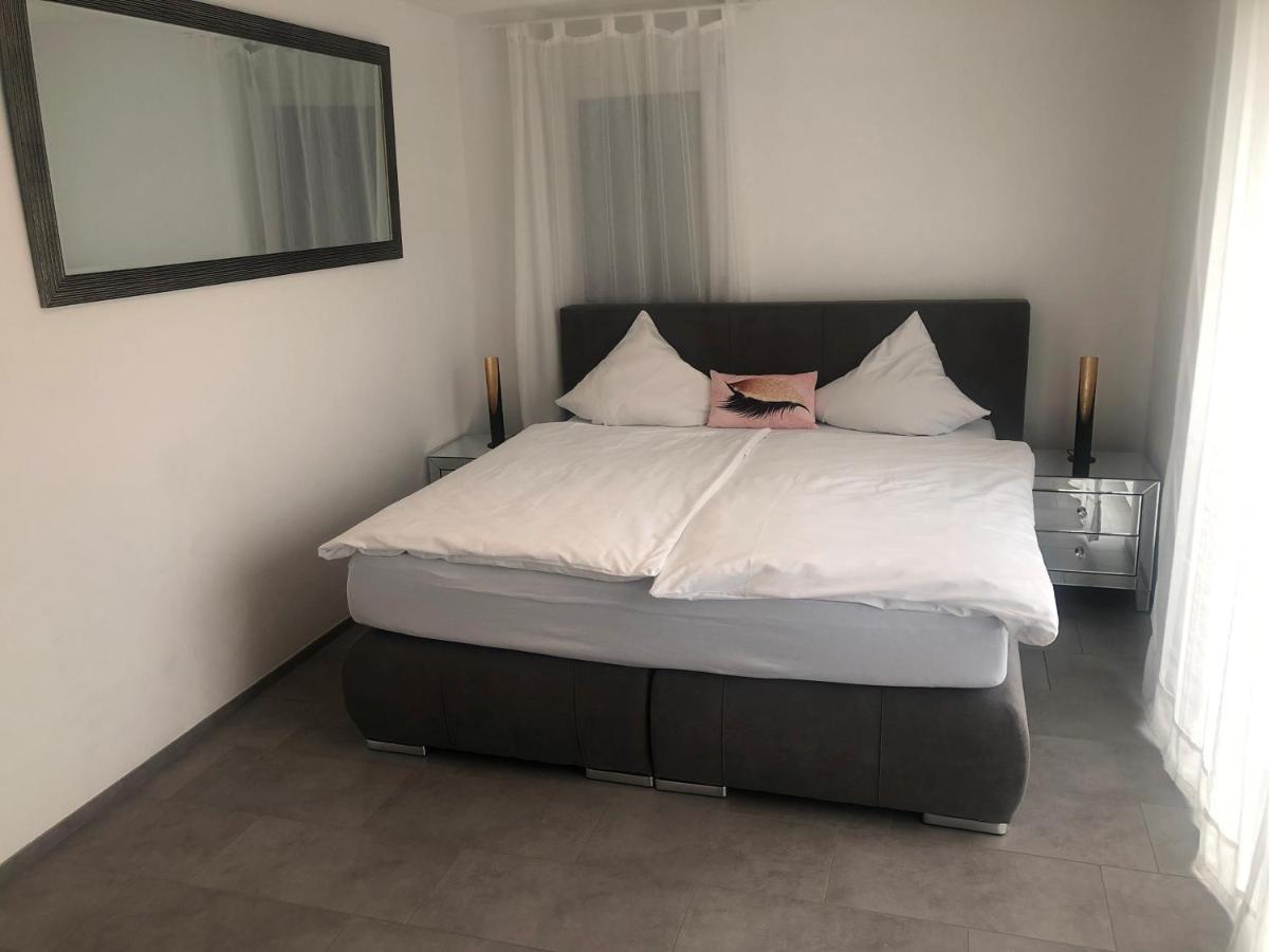 Hotel Hippel Krone Kerzers エクステリア 写真