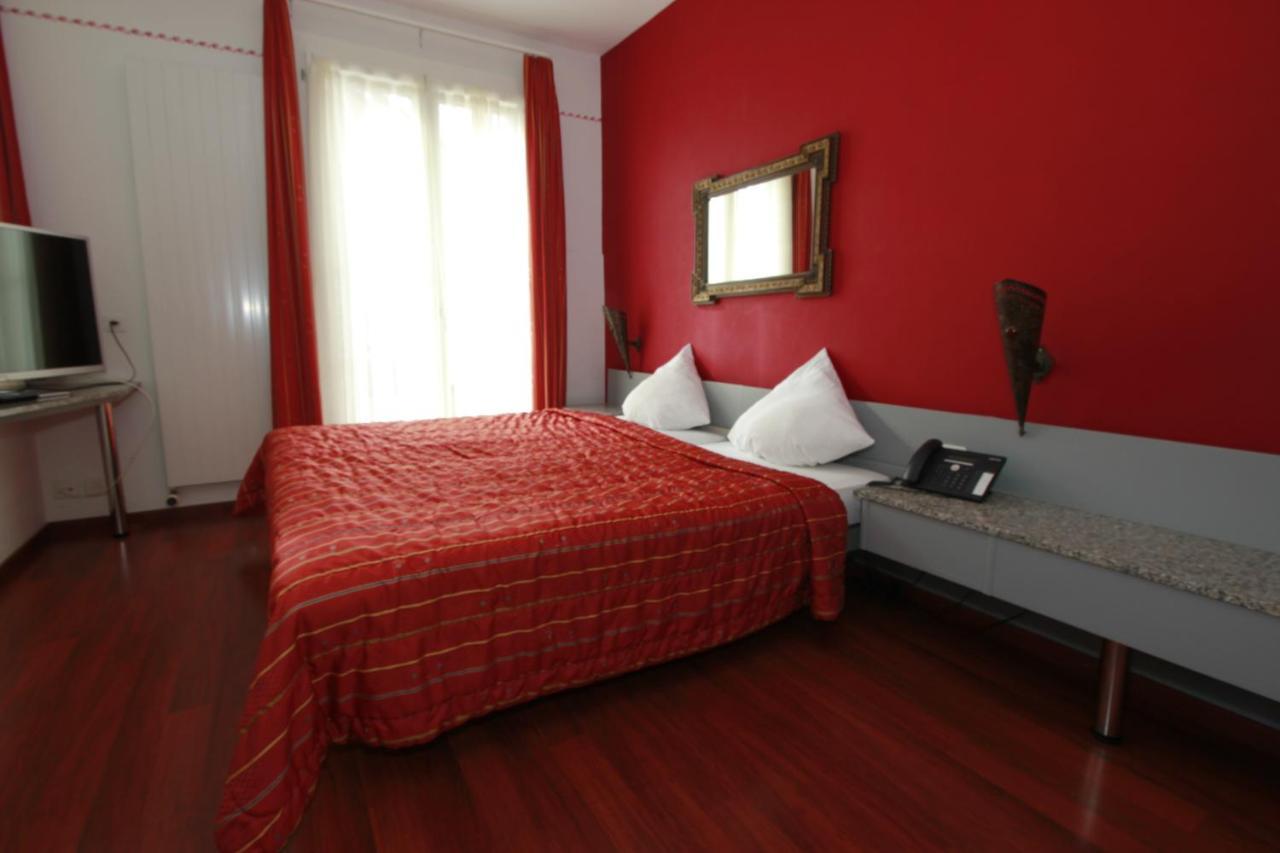 Hotel Hippel Krone Kerzers エクステリア 写真